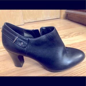 Size 9 Anne Klein iflex heels EUC